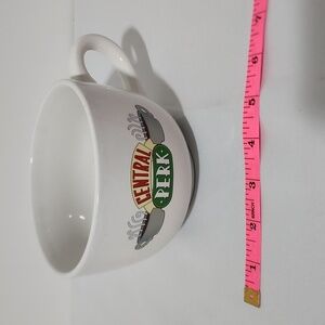 Friends Central Perk Large 24 oz Latte Coffee Cup Mug